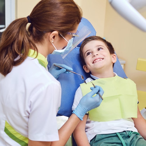 child-dentist-dental-office